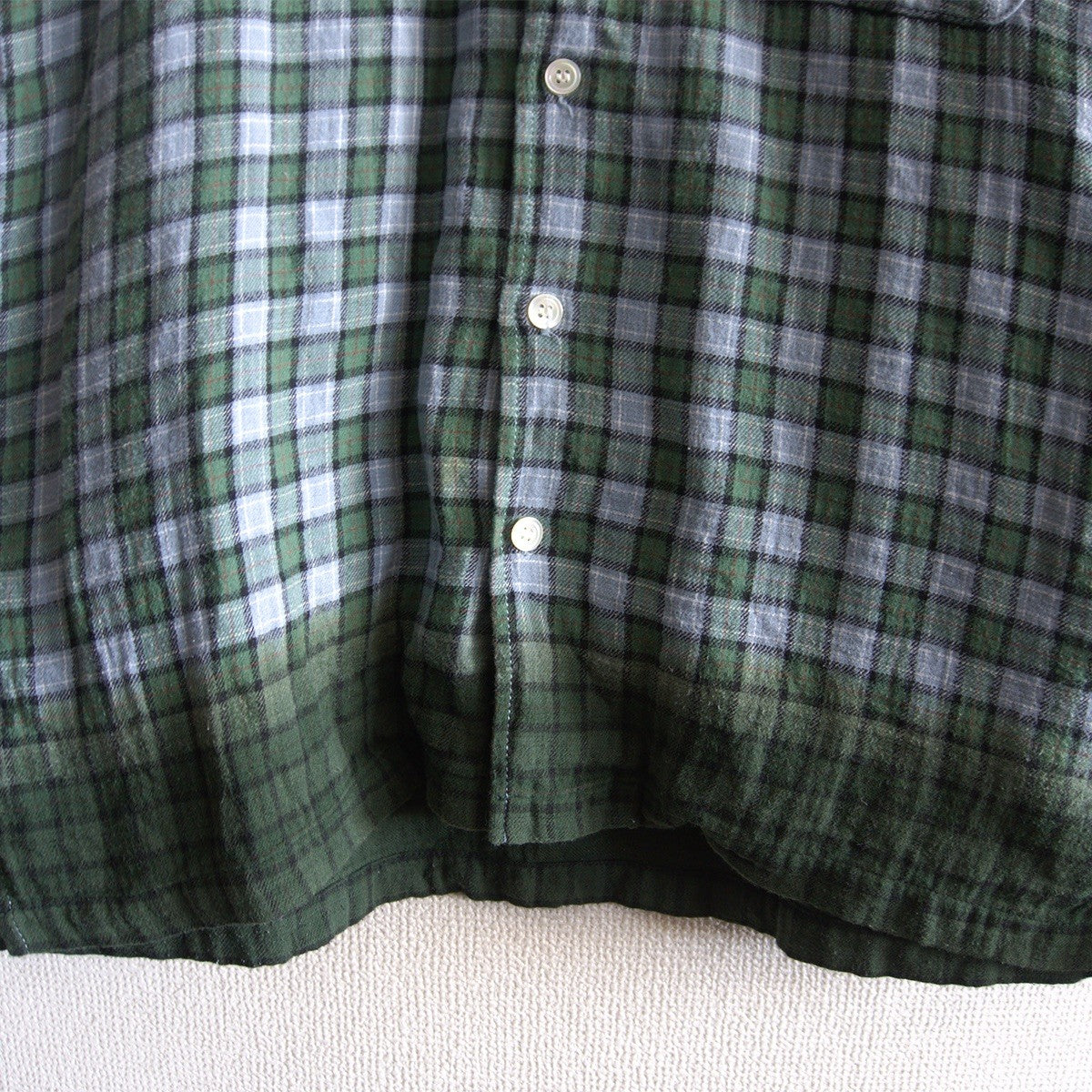 GOOD ENOUGH Open Collar Gradation Check Shirt Size M