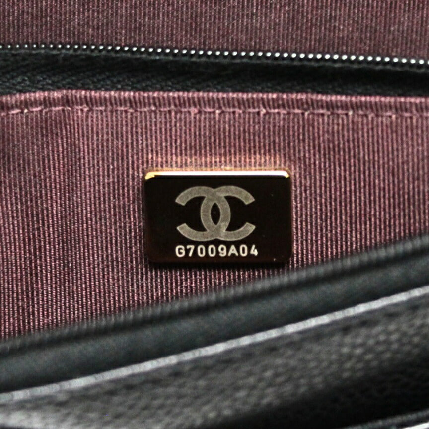 CHANEL Matelasse Caviar Skin Wallet Black Size ONE SIZE