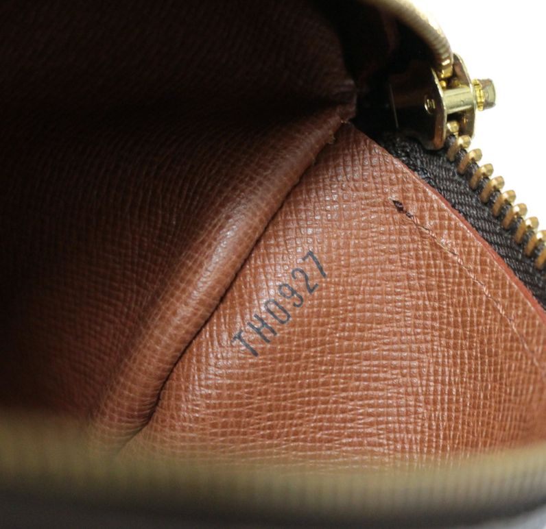 Louis Vuitton Vintage Monogram Handbag Size ONE SIZE