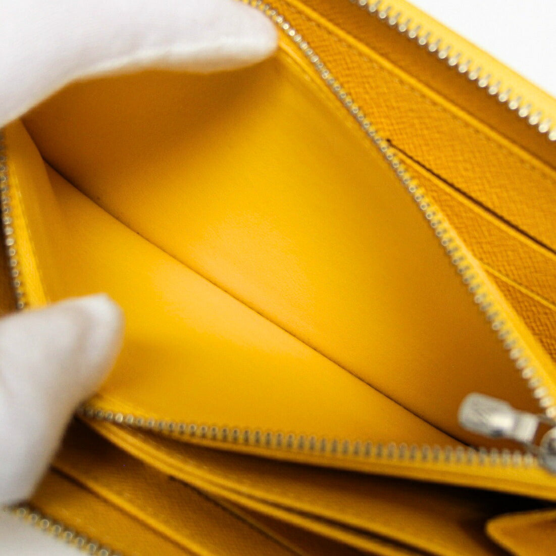 Louis Vuitton Epi Leather Round Wallet Yellow Size ONE SIZE