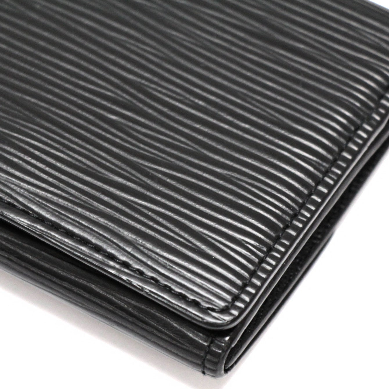 Louis Vuitton Ludlow Epi Leather Case Noir Size ONE SIZE