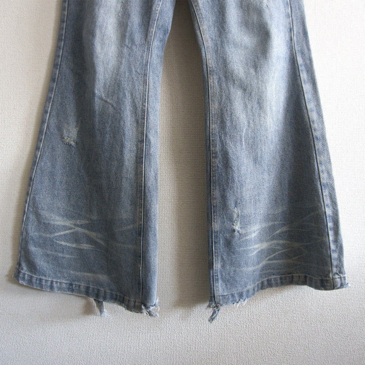 ANTERIOR LOVED Distressed Flare Denim Pants Size 32