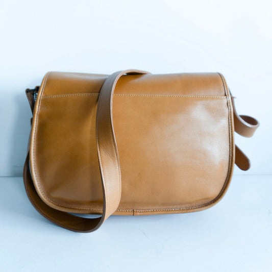 OLD COACH Leather Flap Shoulder Bag 5801 Camel Size ONE SIZE