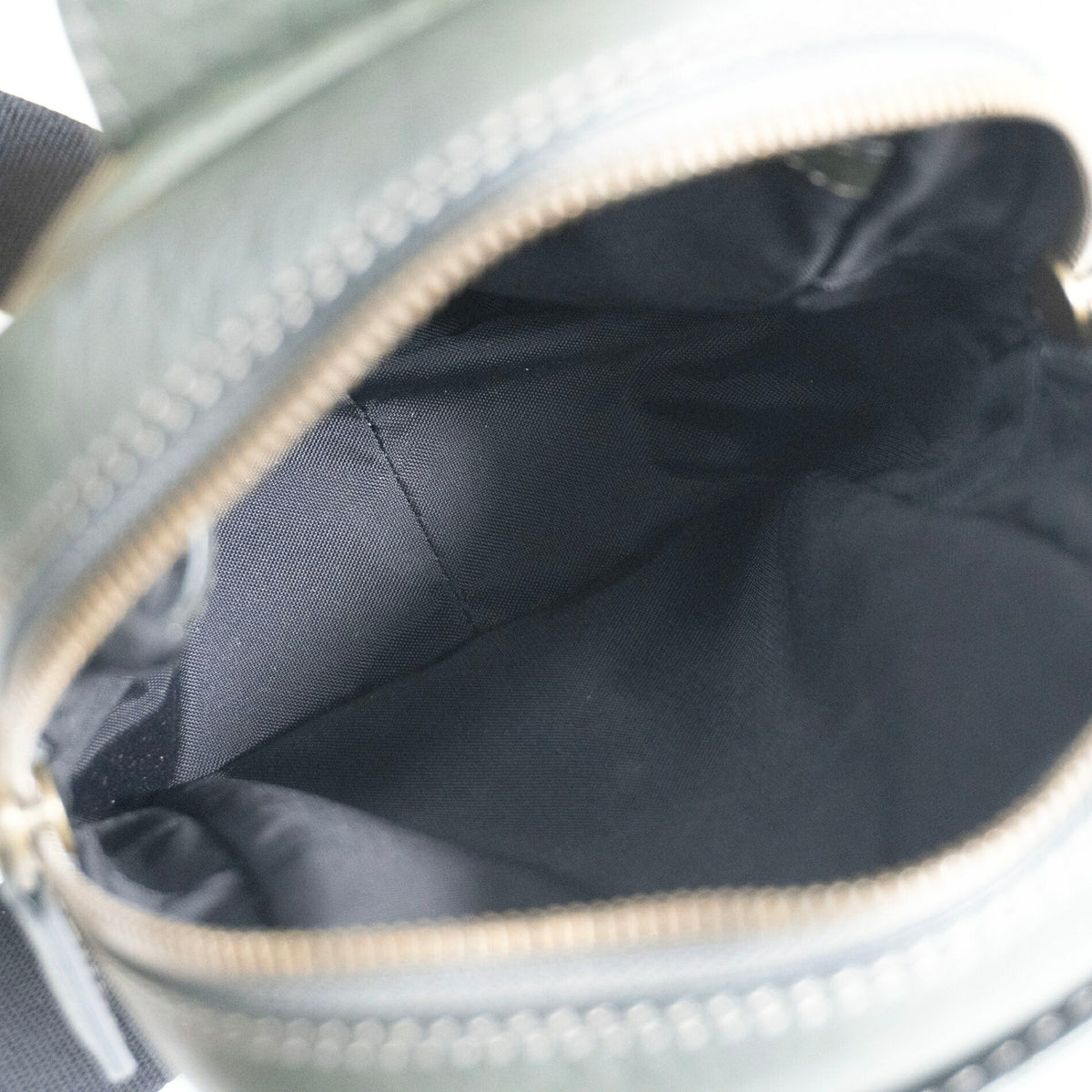 Tsuchiya Kaban Tone Oil Nume Leather Crossbody Bag Green