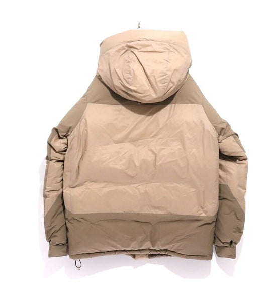 F.C.R.B. Field 700-Fill Power Ripstop Parka Beige Size M