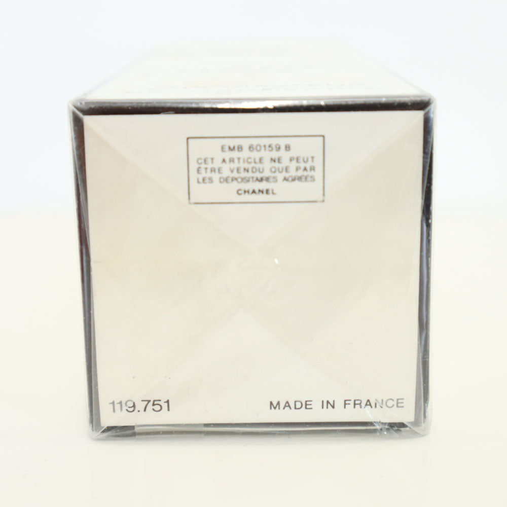 CHANEL N19 Eau de Cologne