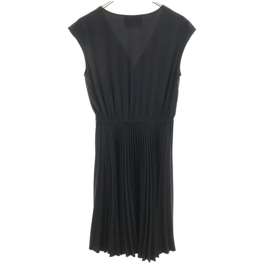 PRADA Italian Sleeveless Pleated Dress Black Size 40S