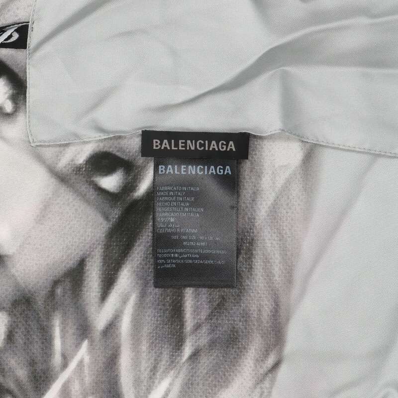 Balenciaga Britney Spears scarf Gray One Size