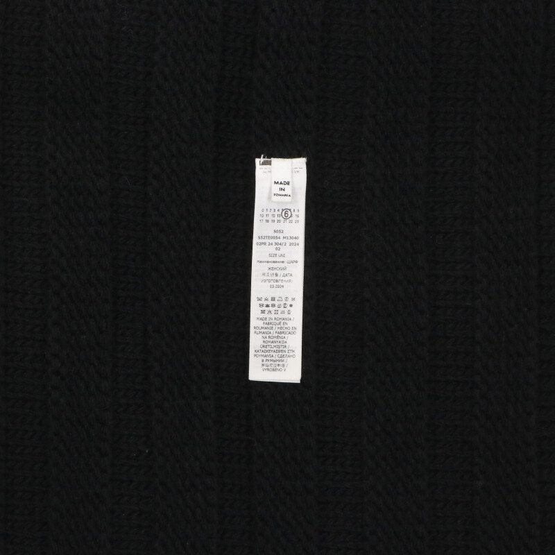 MM6 Logo Patch Distressed Scarf Black