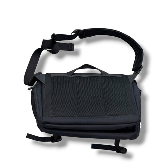 MONOLITH Shoulder Pro Flap M Black Bag Size M