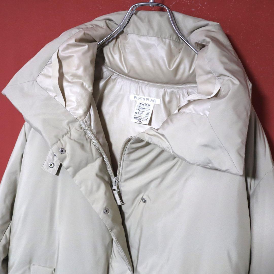 Vintage PLEATS PLEASE ISSEY MIYAKE Beige Turtleneck Size 4