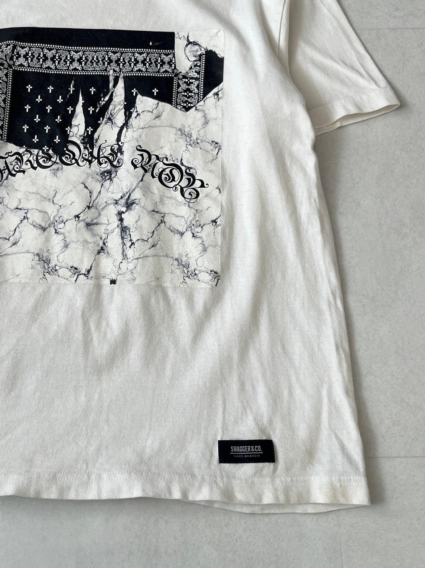 Swagger White Print T-Shirt Size M