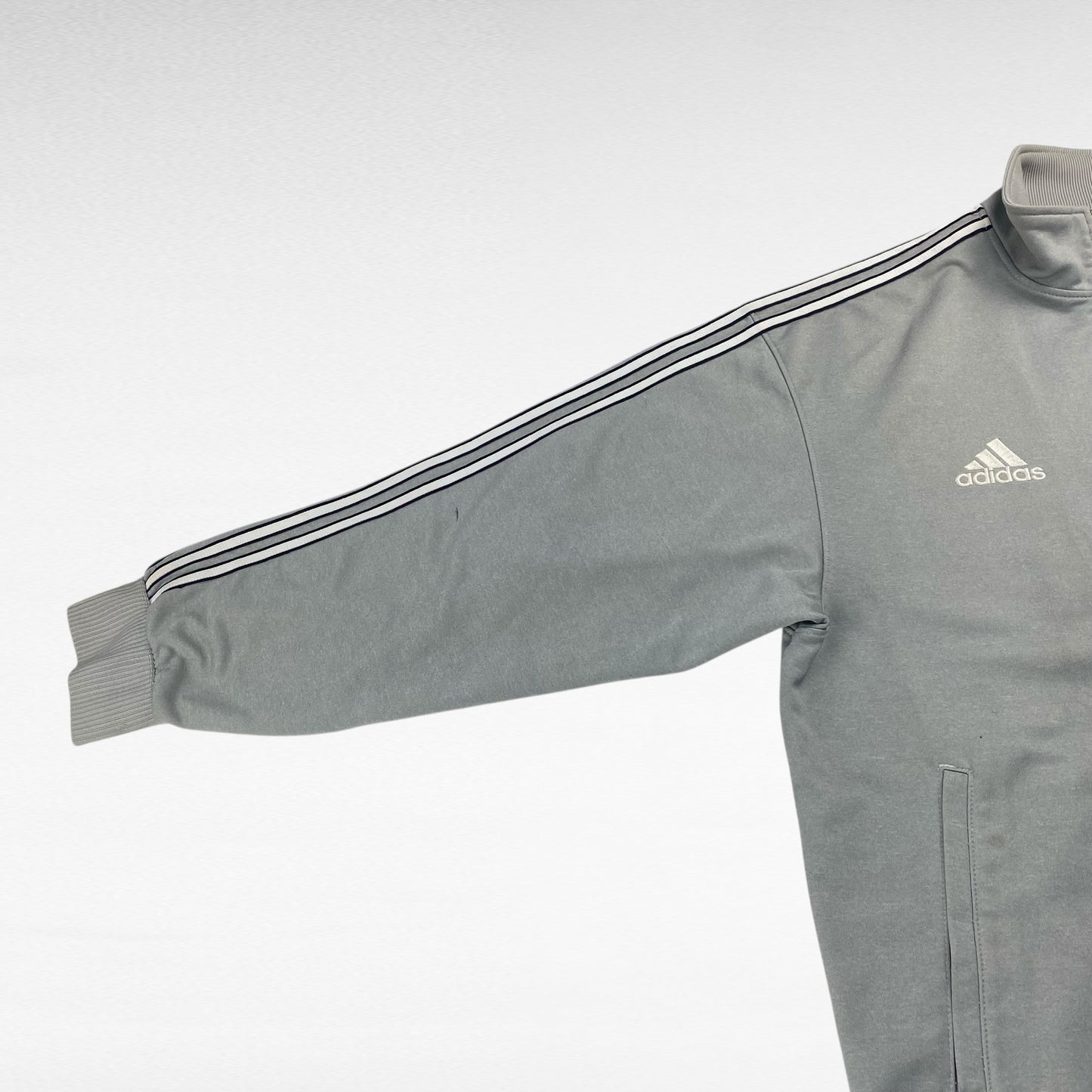 Adidas 00s Jacket Gray Size L