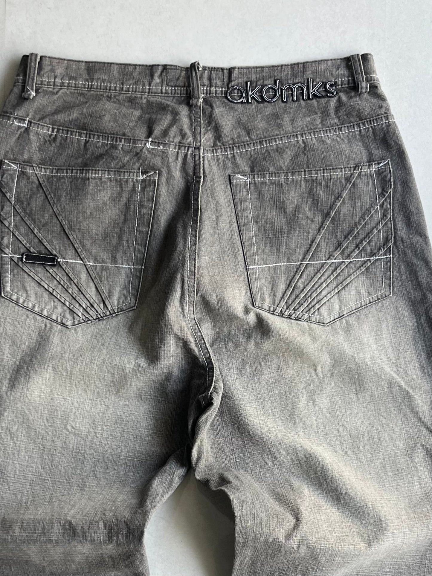 Akademiks Gray Buggy Denim Jeans Size 34