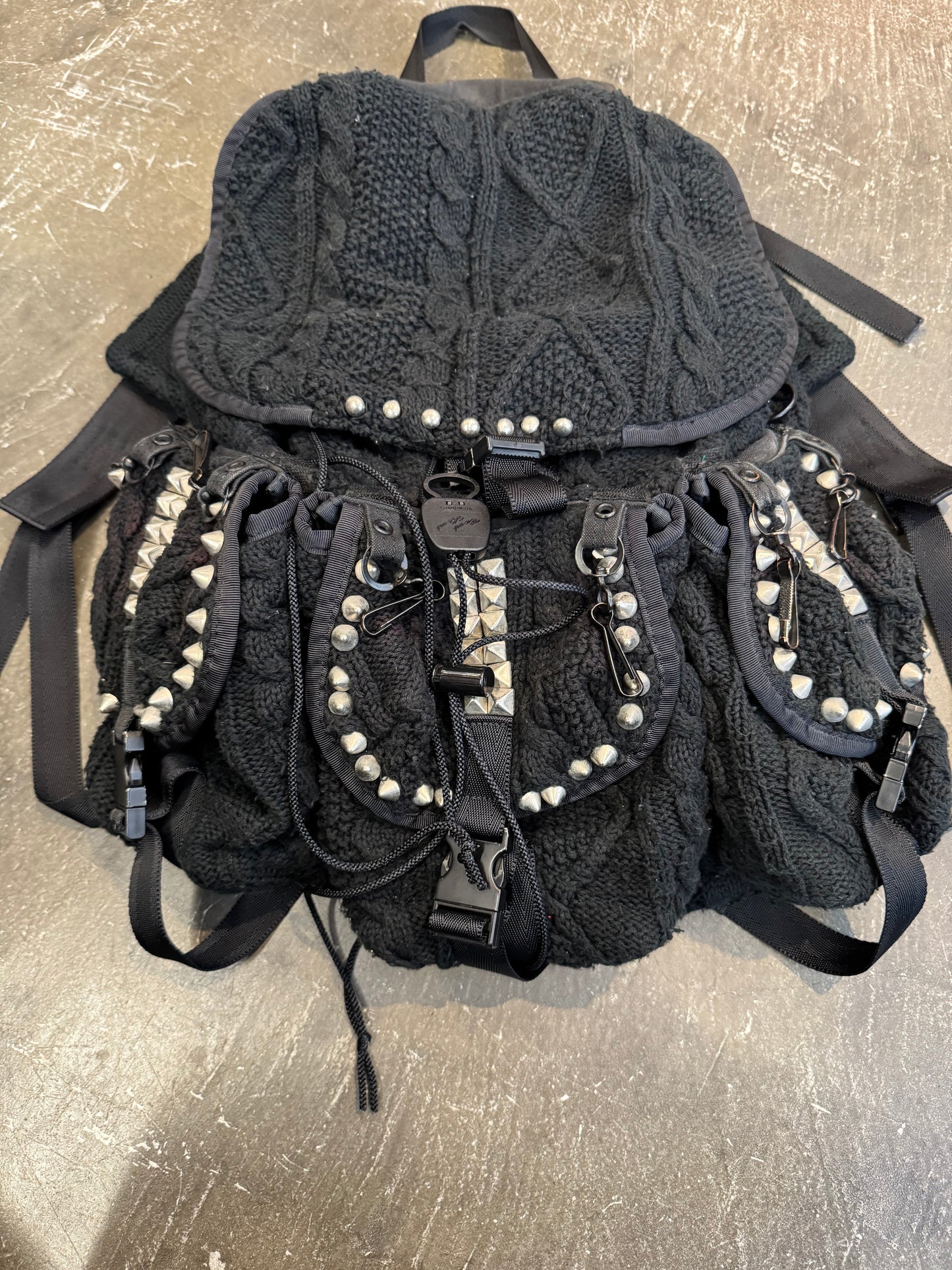 undercover Black Cotton Wool Size FREE