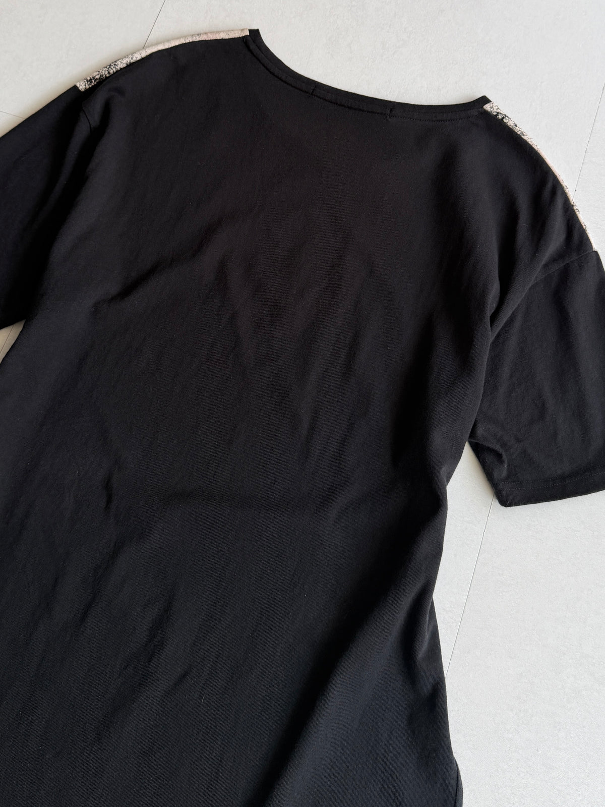 NO ID. BLACK Graveyard Raven Cotton T-Shirt Size ONE