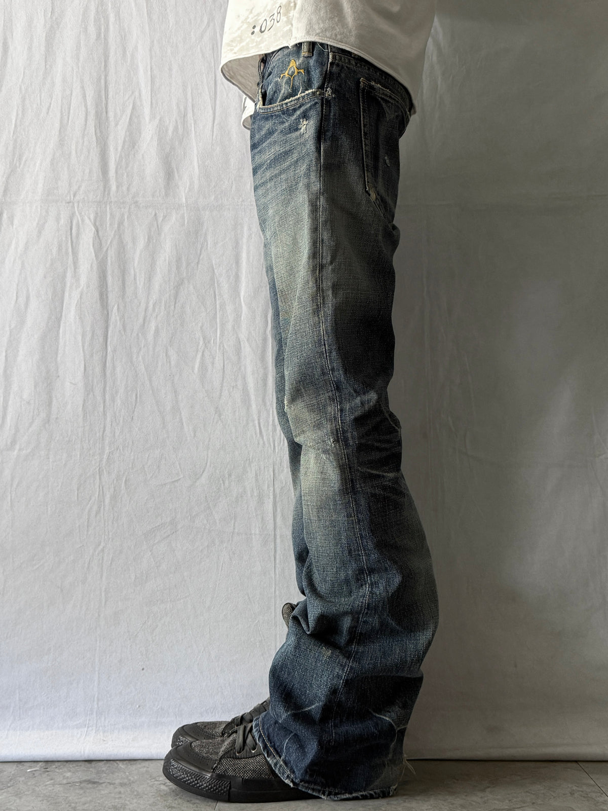 BACK BONE Worn Indigo Flared Jeans