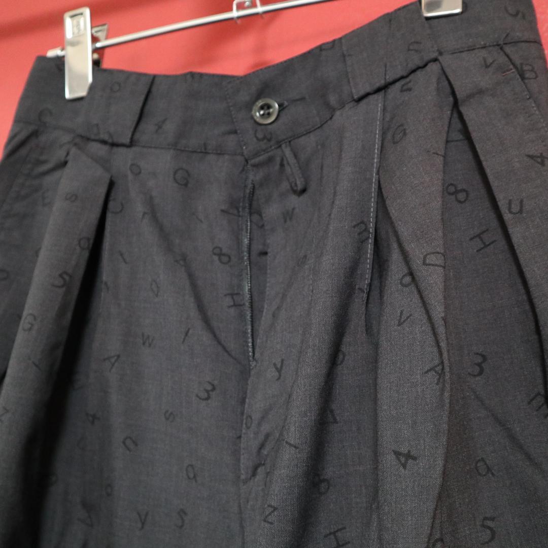 Vintage Versace Numeric Pattern Tuck Wide Slacks Size 46