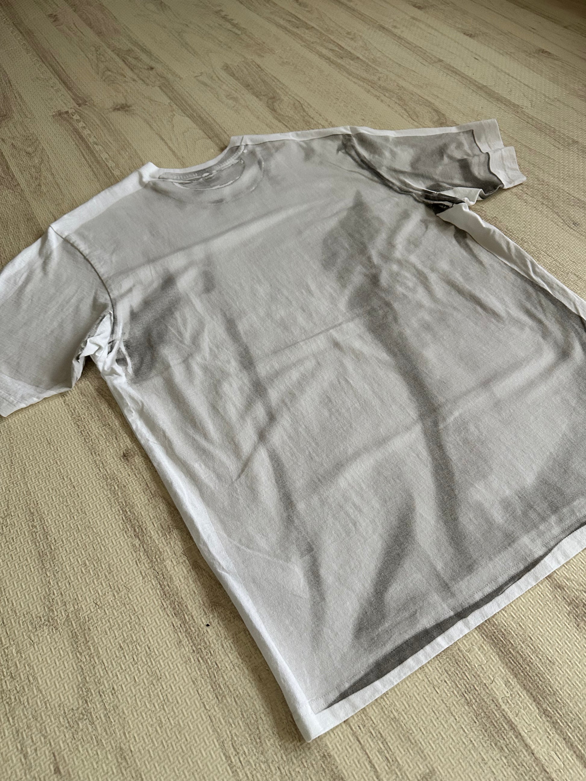 Supreme - Supreme x MM6 Maison Margiela Box Logo Shot Sleeve T-shirt White Size L