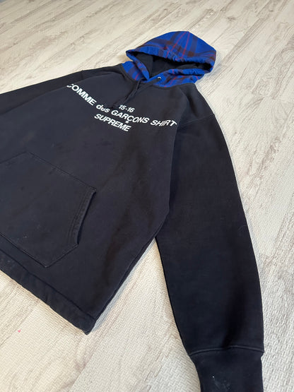 Vintage Supreme Tops - Supreme x COMME des GARCONS 15AW Logo Print Hoodie Black S - Authentic Archive