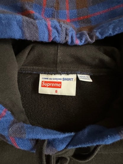 Vintage Supreme Tops - Supreme x COMME des GARCONS 15AW Logo Print Hoodie Black S - Authentic Archive