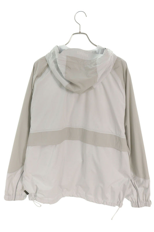 SUPREME 25SS x Umbro GORE-TEX Hooded Jacket White/Red Size L