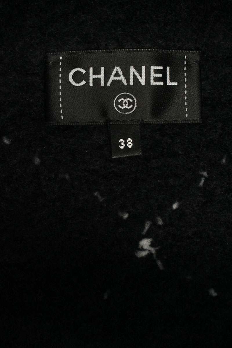 CHANEL Matelassé Cashmere Zip Knit Hood Black Size 38