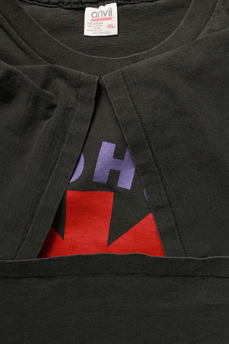 VINTAGE RHCP Tour Print T-Shirt Black Size XL
