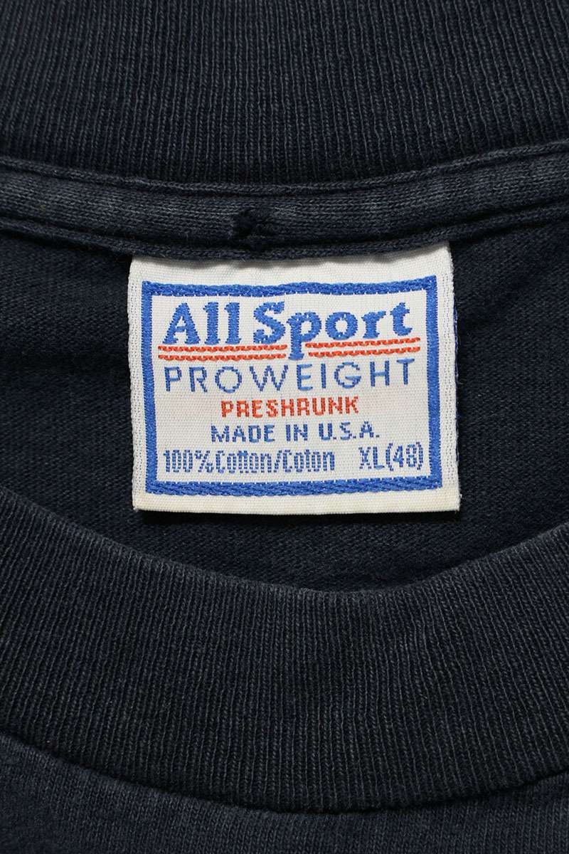 VINTAGE 90s Nine Inch Nails Box Logo Print T-Shirt Size XL