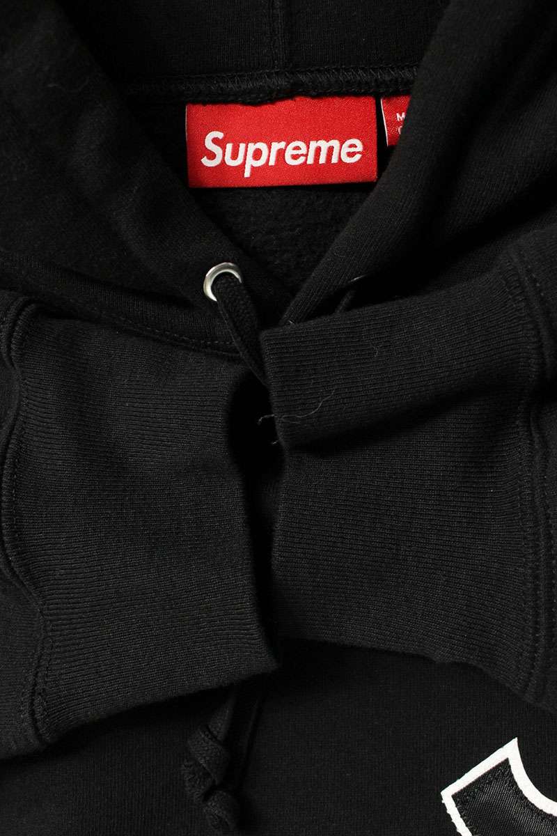 Supreme Front Logo Hoodie Black Size L