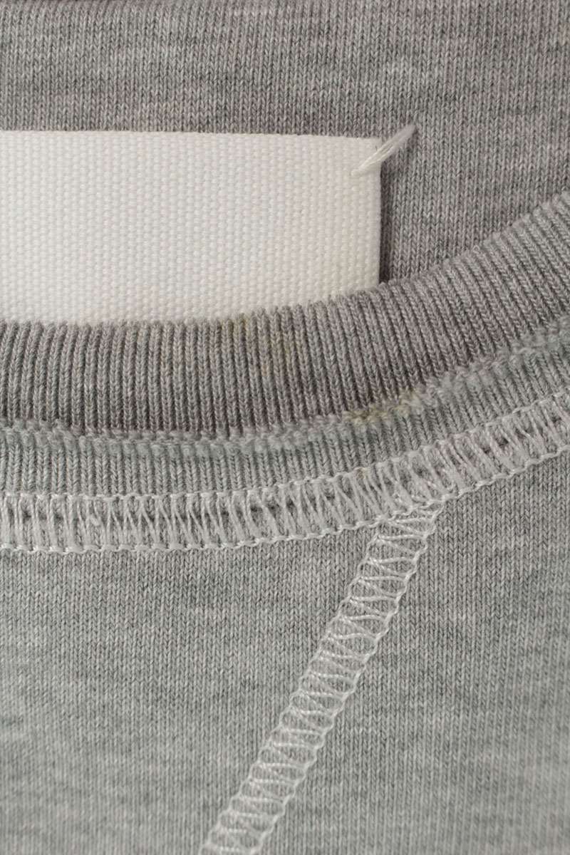 Maison Margiela S67GU0038 Tape Design Crewneck Gray Size M
