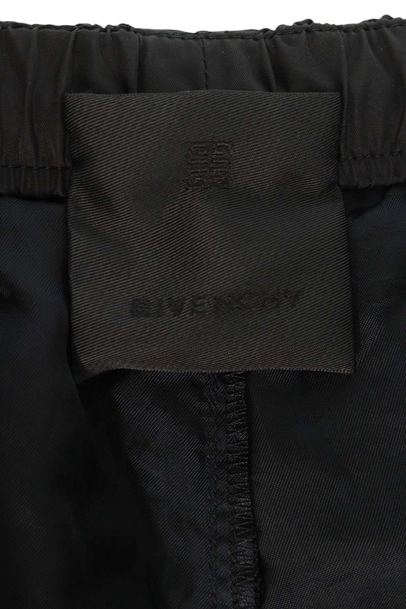GIVENCHY 4G Buckle Nylon Cargo Pants Black Size 48