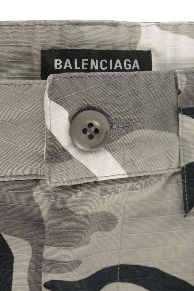 BALENCIAGA Multi Camo Cotton Pants Size 46