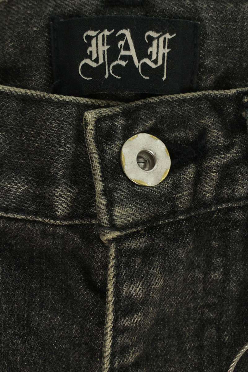 FAF NEWCOMMUNE Washed Baggy Denim Shorts w/ Chain Size 34