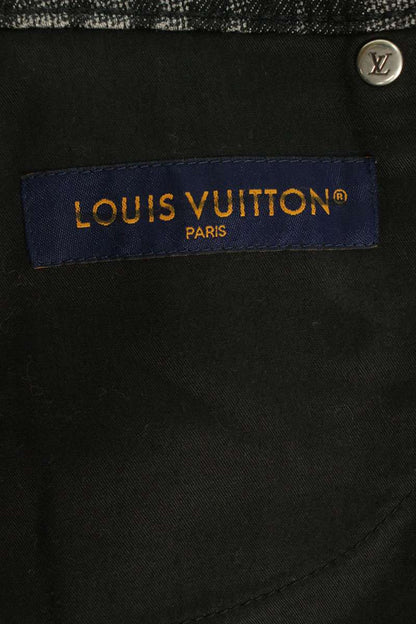 LOUISVUITTON Signature Logo Check Half Pants Size 32