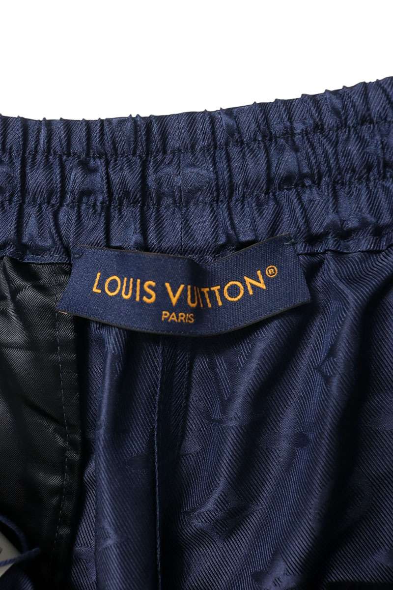 LOUISVUITTON 26AW All-Over Monogram Silk Shorts Navy Size 56