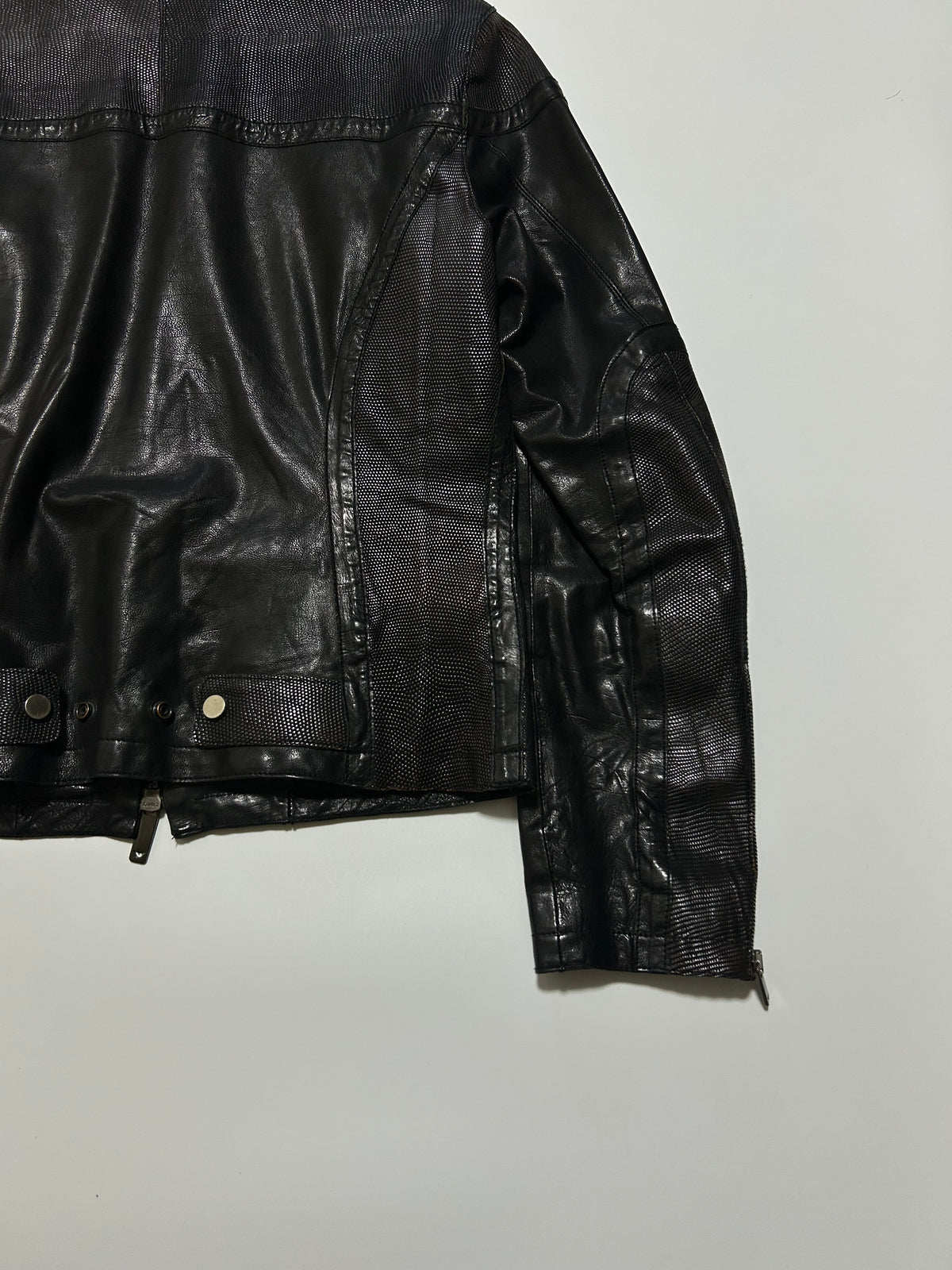 EMPORIO ARMANI AW05 Cracked Leather Jacket Black Size 48