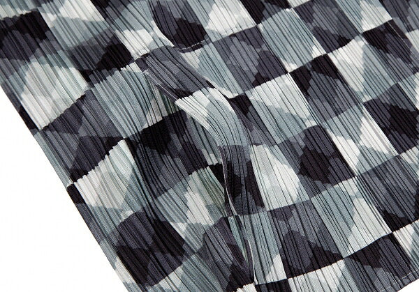 PLEATS PLEASE Pleated Diamond Print Jacket Gray Size 3
