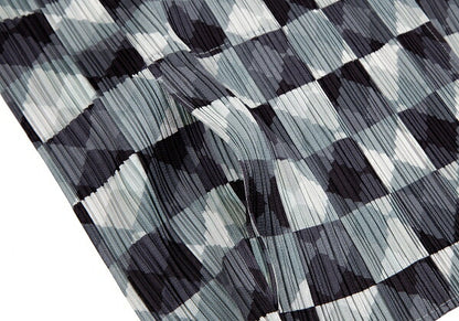 PLEATS PLEASE Pleated Diamond Print Jacket Gray Size 3