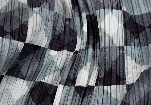 PLEATS PLEASE Pleated Diamond Print Jacket Gray Size 3