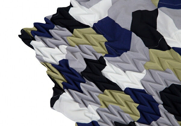 ISSEY MIYAKE Arrow Feather Embossed Blouse Multi Size M