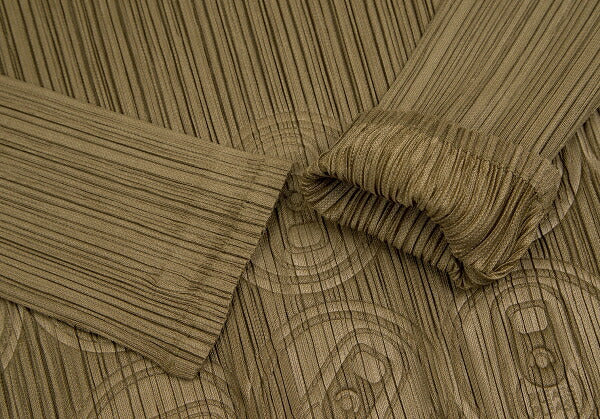 PLEATS PLEASE Can Pull Tab Embossed Top Gold Size 3