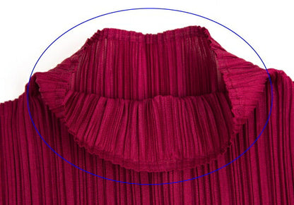 PLEATS PLEASE Native Print High Neck Top Bordeaux Size 5