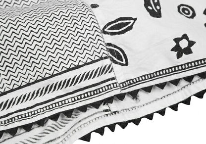 ISSEY MIYAKE HaaT Zigzag Native Print Blouse White Size 2
