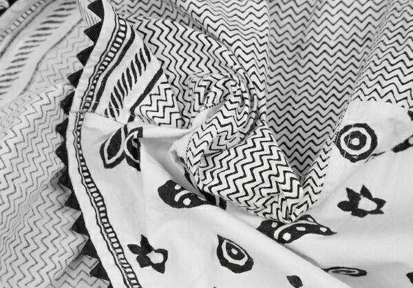 ISSEY MIYAKE HaaT Zigzag Native Print Blouse White Size 2