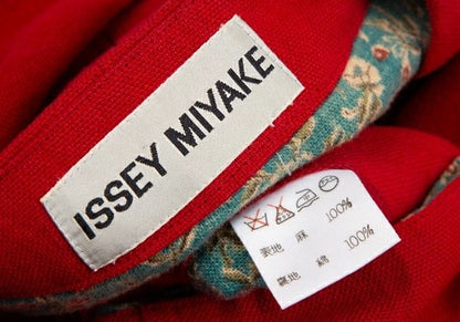 ISSEY MIYAKE Linen Floral Panel Collarless Jacket Red Size M