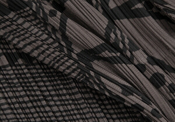 PLEATS PLEASE Multi-Pattern Print T-Shirt Brown Size 3