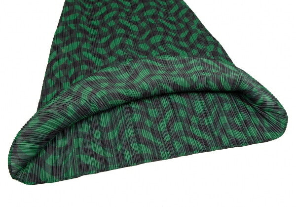 PLEATS PLEASE Pleated Weaving Check Green Black Dress Size 2