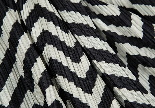 PLEATS PLEASE Zigzag Border Pleated Skirt Ivory Black Size 3