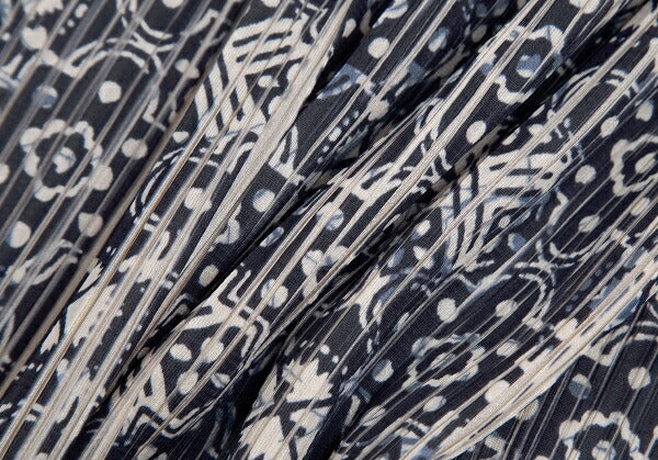 PLEATS PLEASE Geometric Print Tank Top Beige Navy Size 3